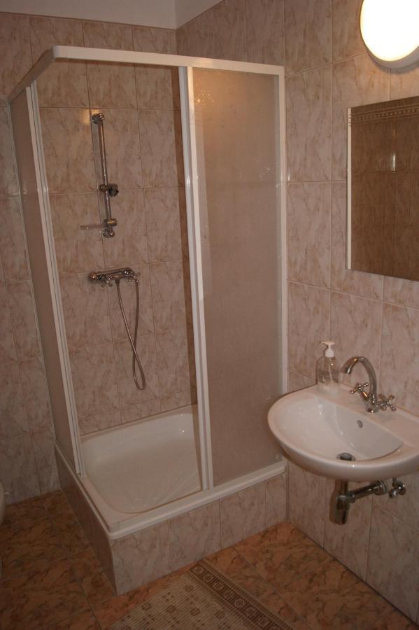 Stado Ogierow Sierakow Hotel Sierakow  ภายนอก รูปภาพ